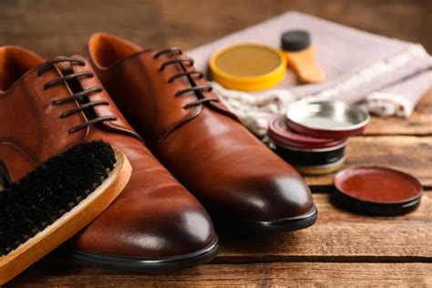 shoe shine fake leather|best shoe polish for shine.